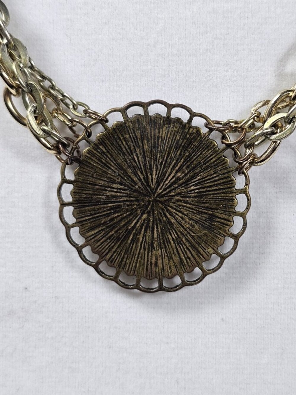 Vintage Style Gold-Tone Necklace & Earrings Set Round Medallion Design with... - Picture 4 of 7